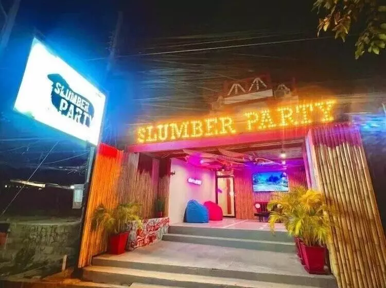 Hospedaria Slumber Party Phi Phi