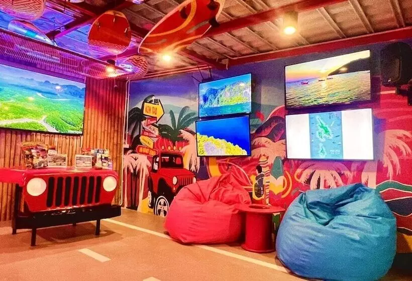 Hospedaria Slumber Party Phi Phi