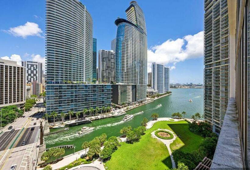 Icon Brickell Miami Condo In Downtown 2bd 2ba
