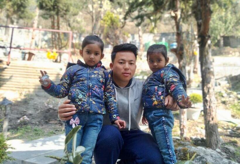 هتل Apple Valley Cottages Lachung