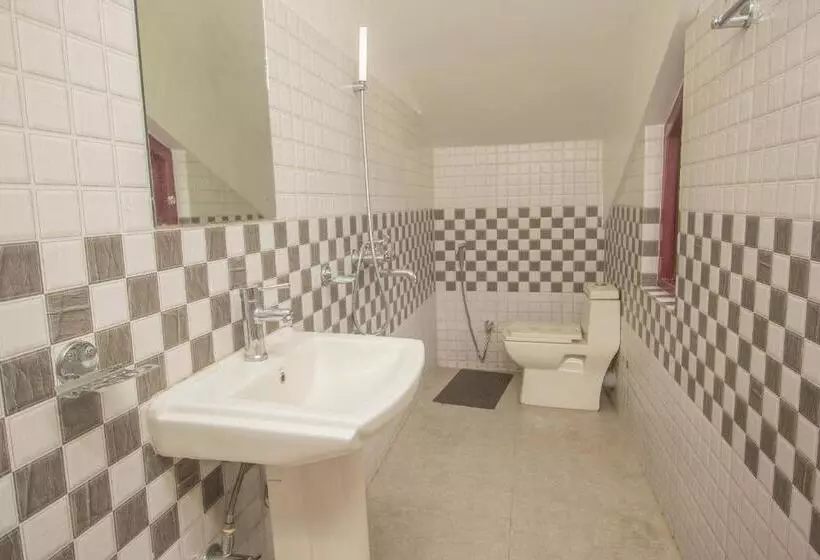 Collection O Hotel Oak Ridge