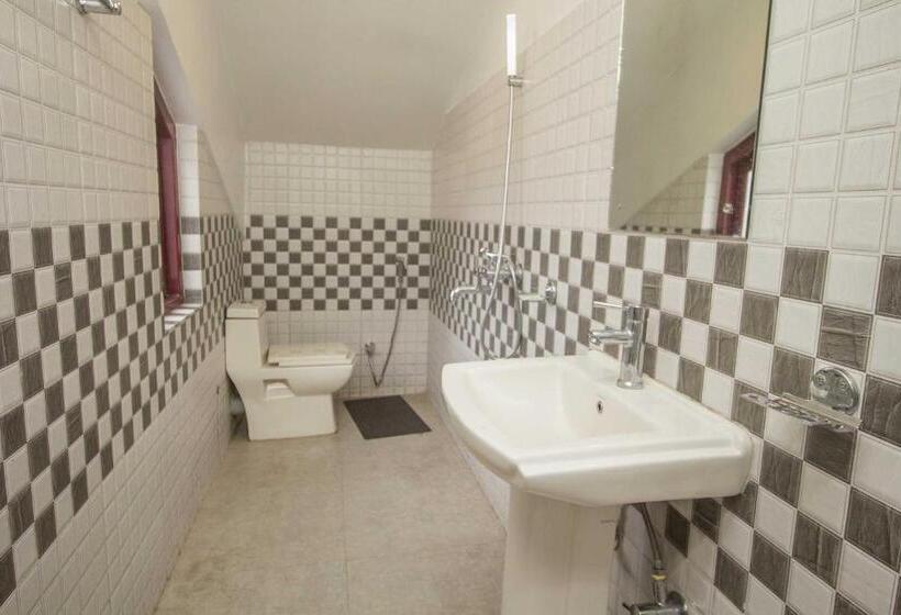 Collection O Hotel Oak Ridge