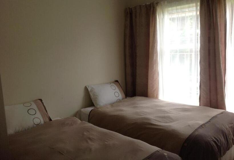 Aamiaismajoitus (B&B) La Picasso