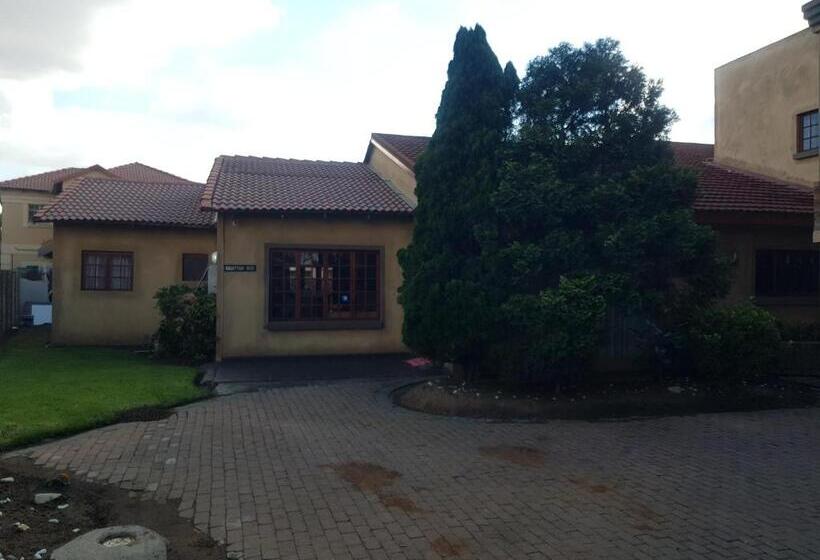 Aamiaismajoitus (B&B) La Picasso