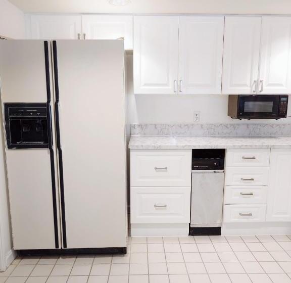 ホテル Alupang Beach Tower, Upgraded Units