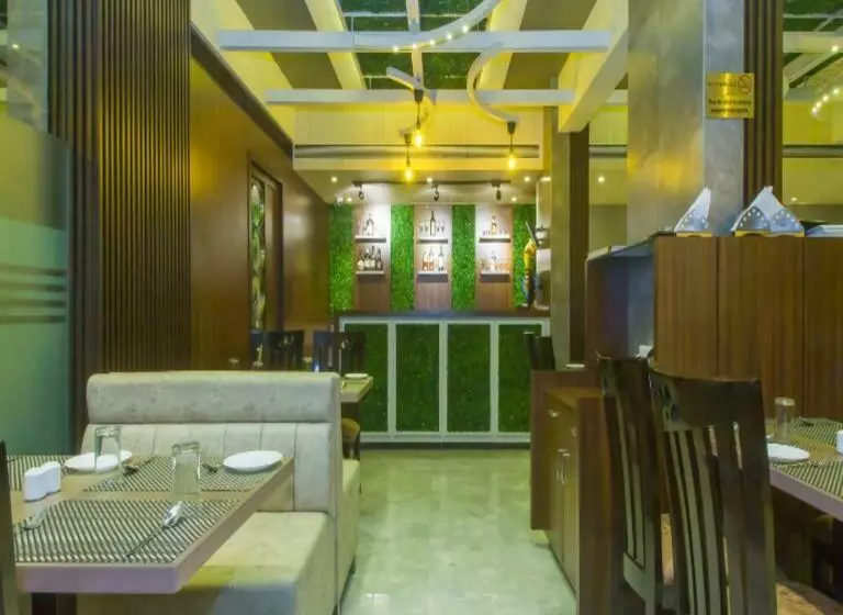 Hotelli Metro Palace