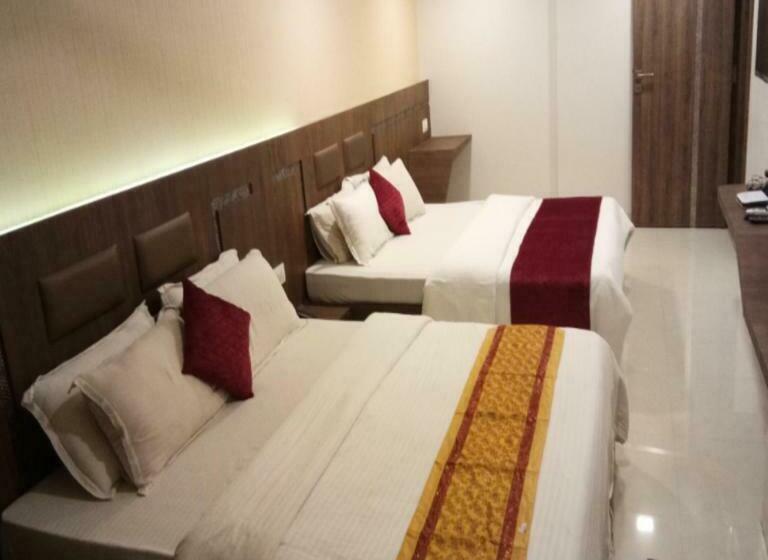 ホテル Metro Palace