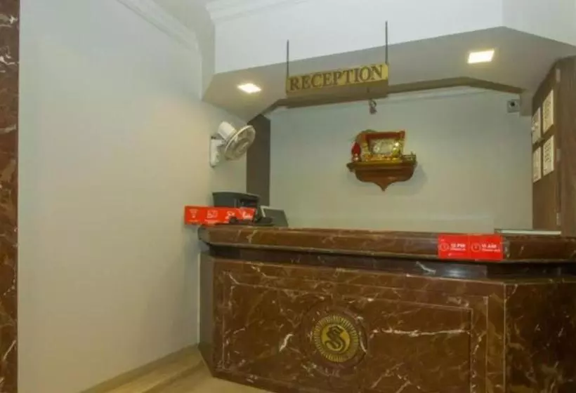 Hotelli Metro Palace