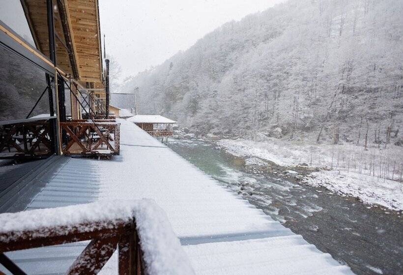 Отель Pınar Suit Bungalow