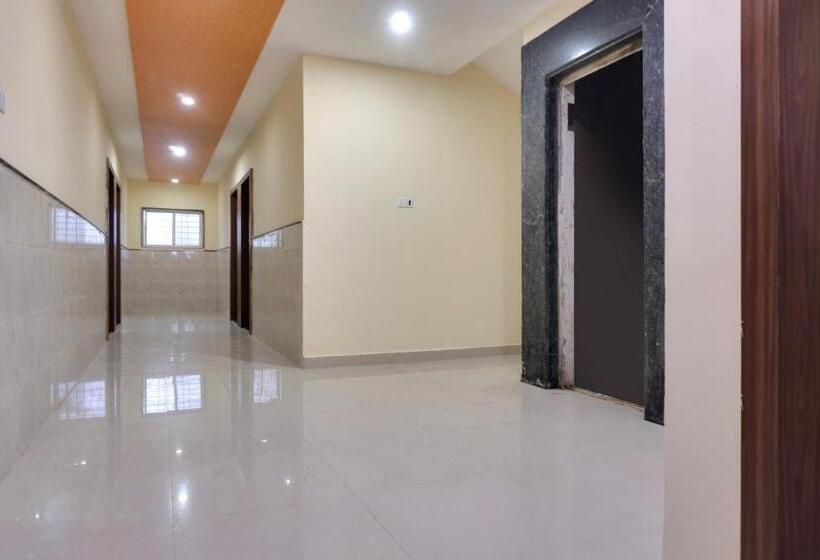 Szálloda Spot On Sayadri Lodge