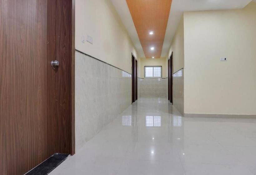 Szálloda Spot On Sayadri Lodge