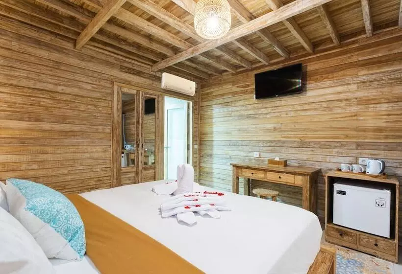 ペンション The Dewi Premier