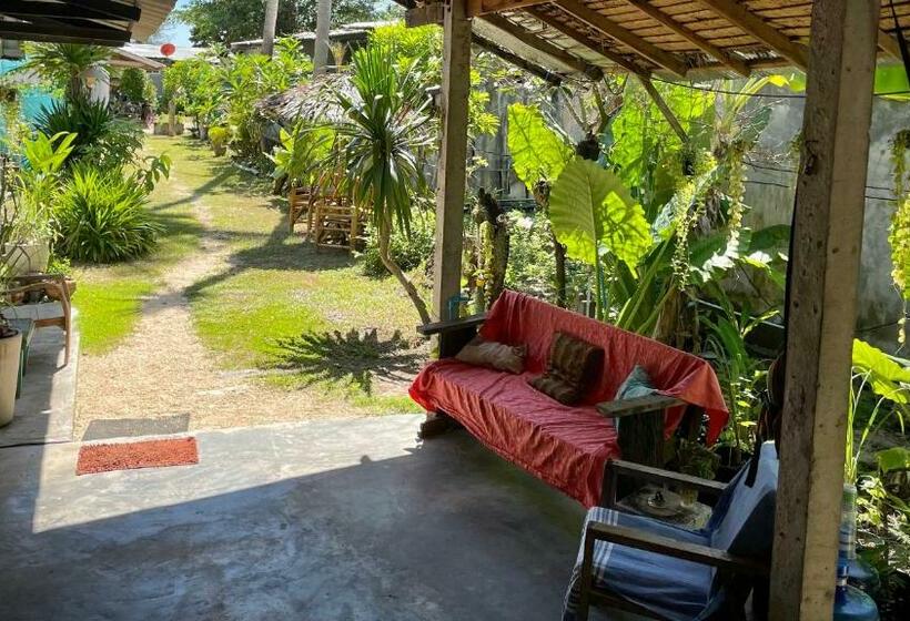 فندق صغير Ozone Beach House