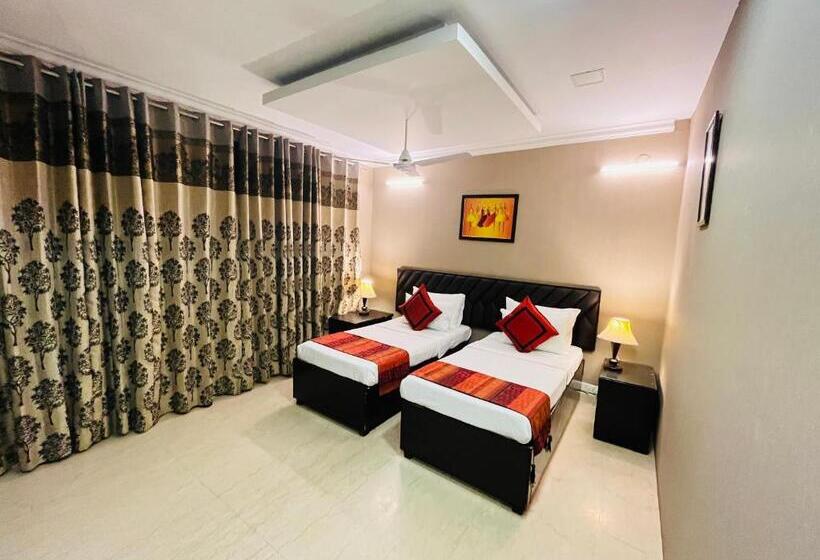 فندق Abode Residency Safdarjung Enclave Near U S Embassy Delhi