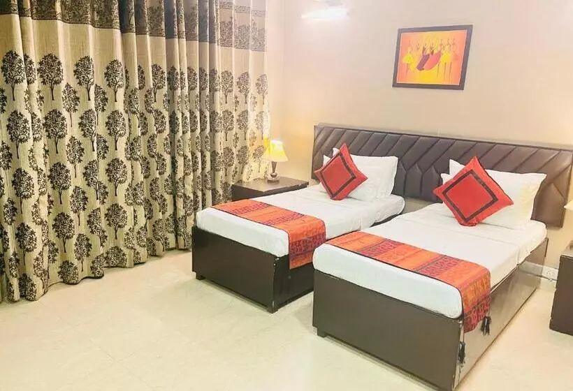 هتل Abode Residency Safdarjung Enclave Near U S Embassy Delhi