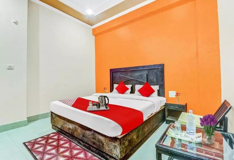 Hotelli Flagship Shiv Ganga Home Stay