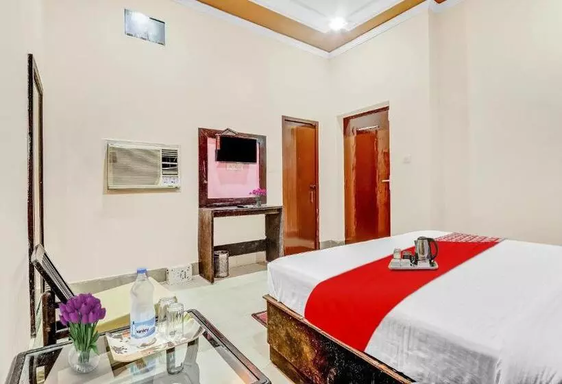 Hotelli Flagship Shiv Ganga Home Stay