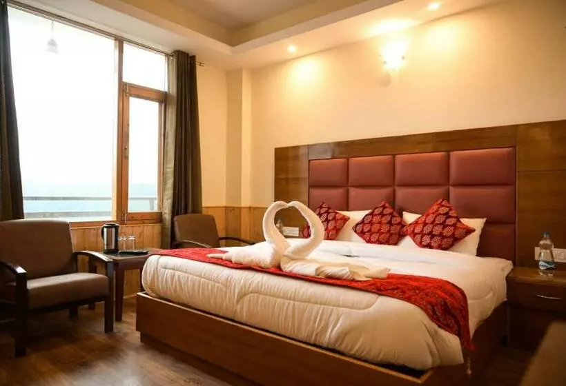 Hotelli Lotus Inn Rohtang View