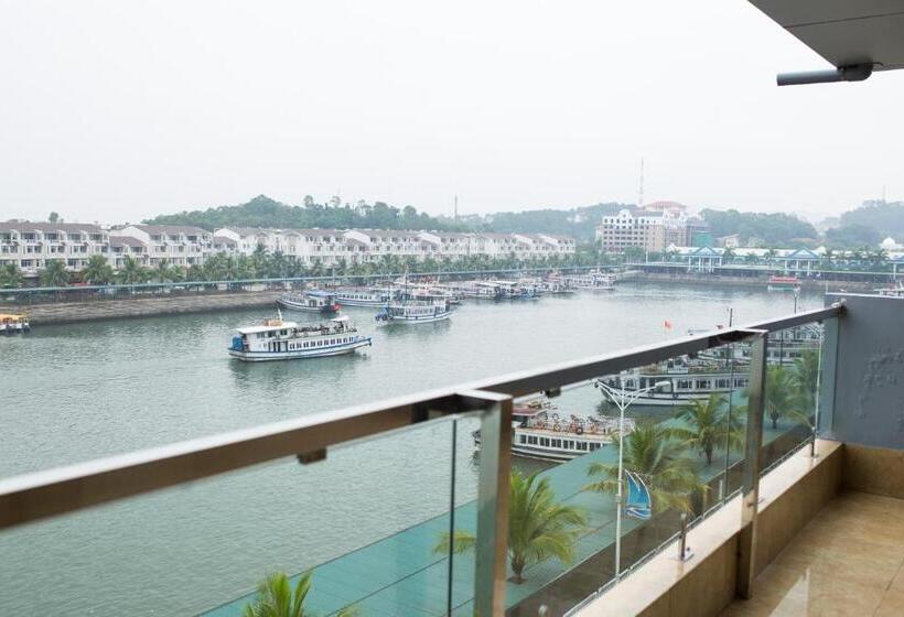 Moc Tra Hotel Tuan Chau Hạ Long