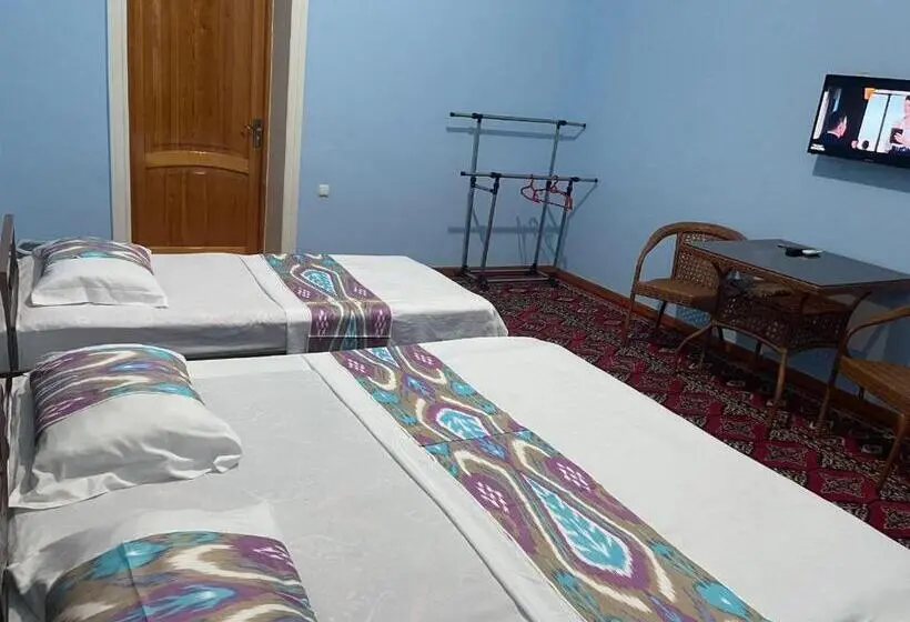 پانسیون Shukrona Guest House