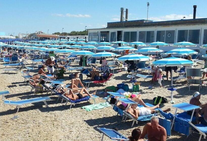 تختخواب و صبحانه La Casa Di Isabella Loreto