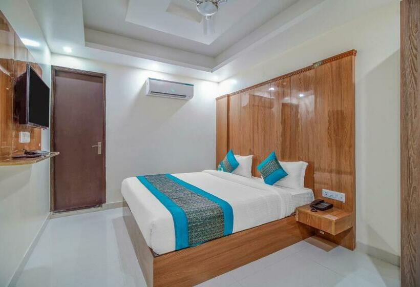 هتل Classic Park At Airport