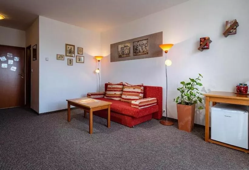 Majatalo Maravar   Pivný Wellness Adults Only