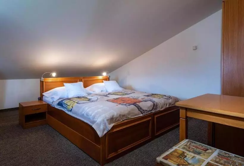 Majatalo Maravar   Pivný Wellness Adults Only