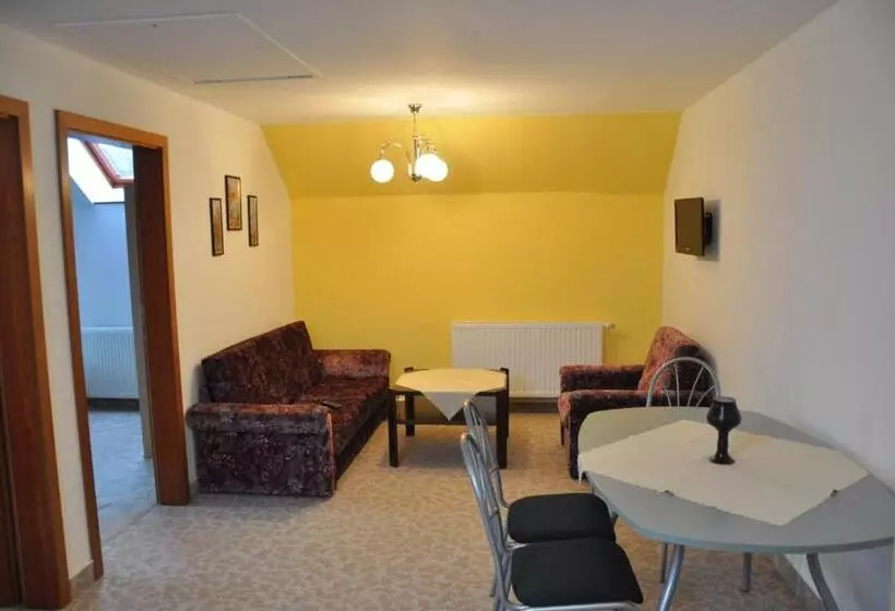 Majatalo Apartmány Florian