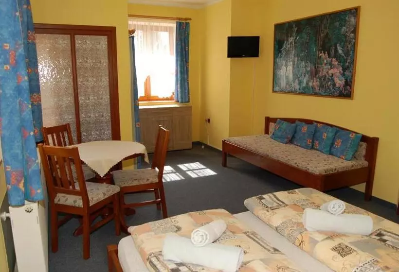 Majatalo Apartmány Florian