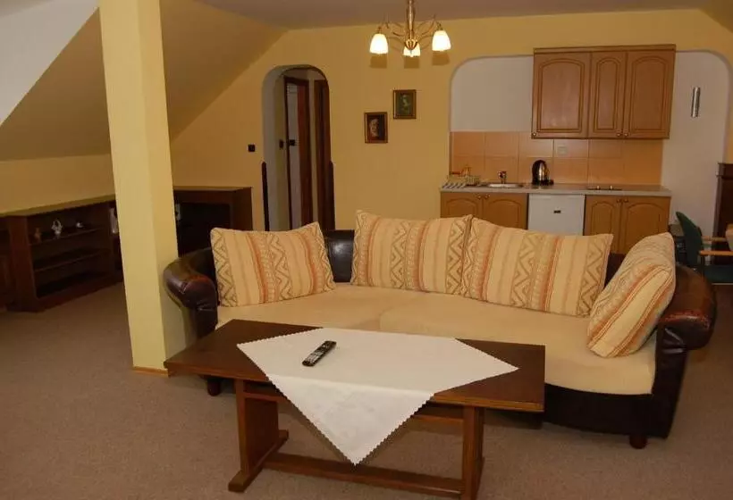 Majatalo Apartmány Florian