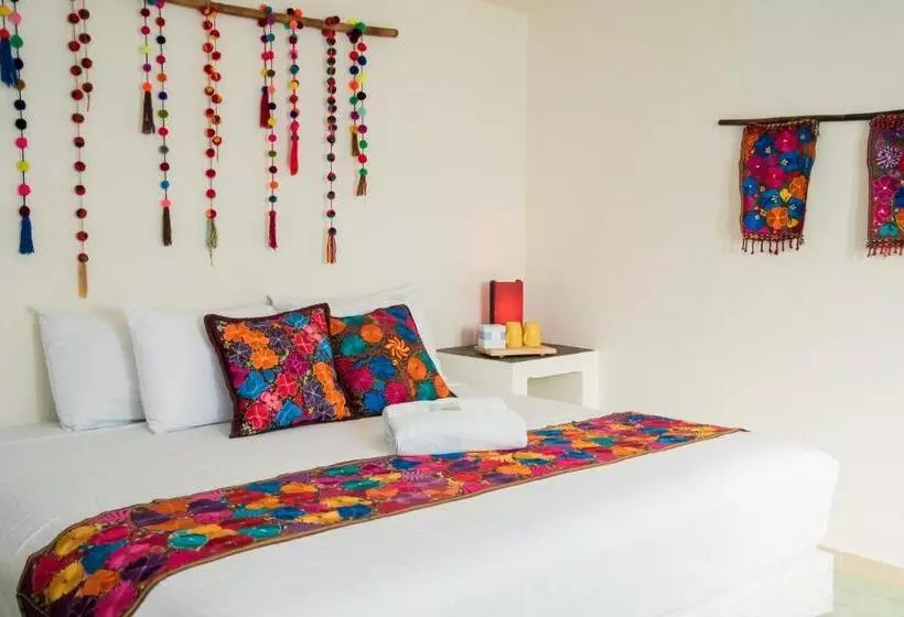 Hidalgo Boutique Rooms