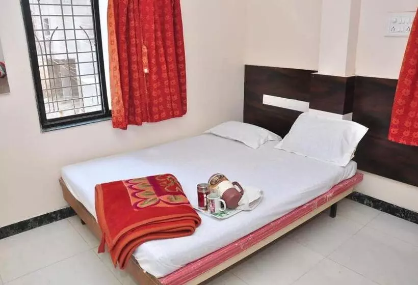 Hotelli Sai Sulochana