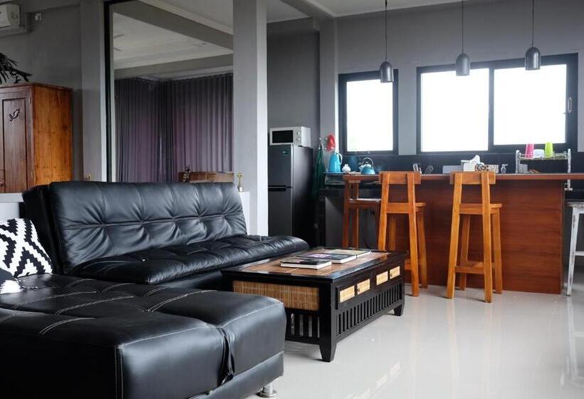 بنسيون Jiwa S House