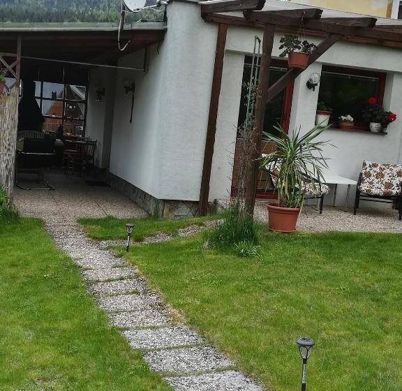 פנסיון Penzion Ivana