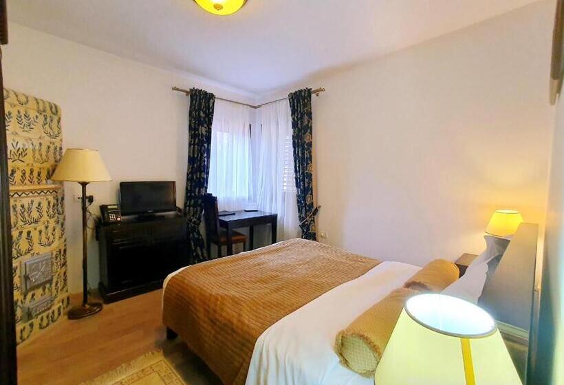 بنسيون Vila Leonida Resort Leonida