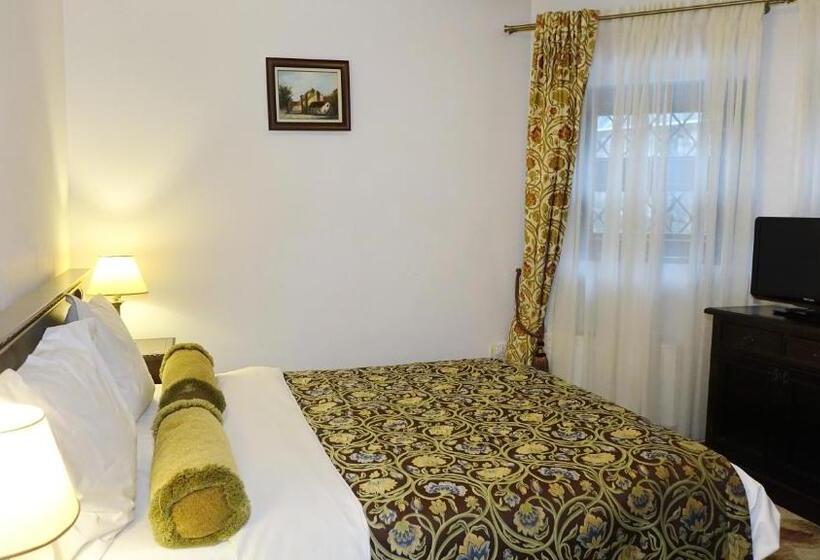 بنسيون Vila Leonida Resort Leonida