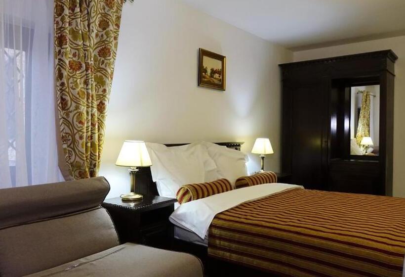 بنسيون Vila Leonida Resort Leonida