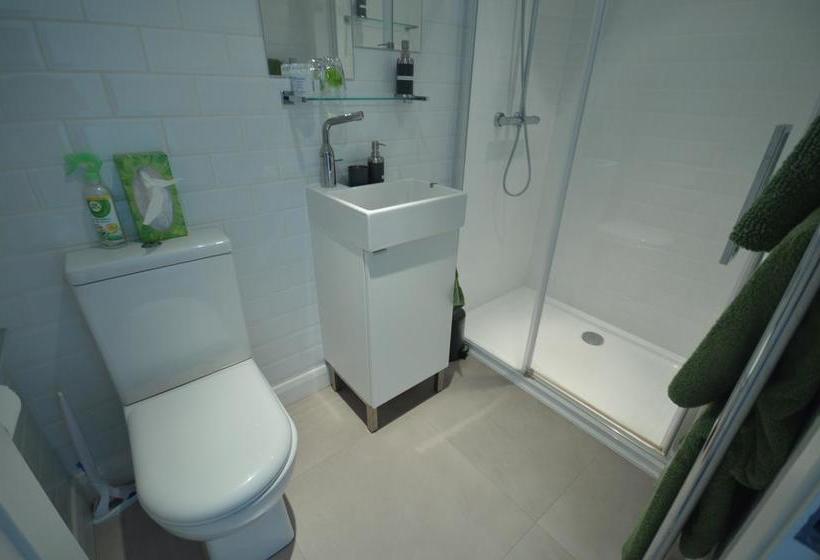 Aotearoa Southport Bed And Breakfast