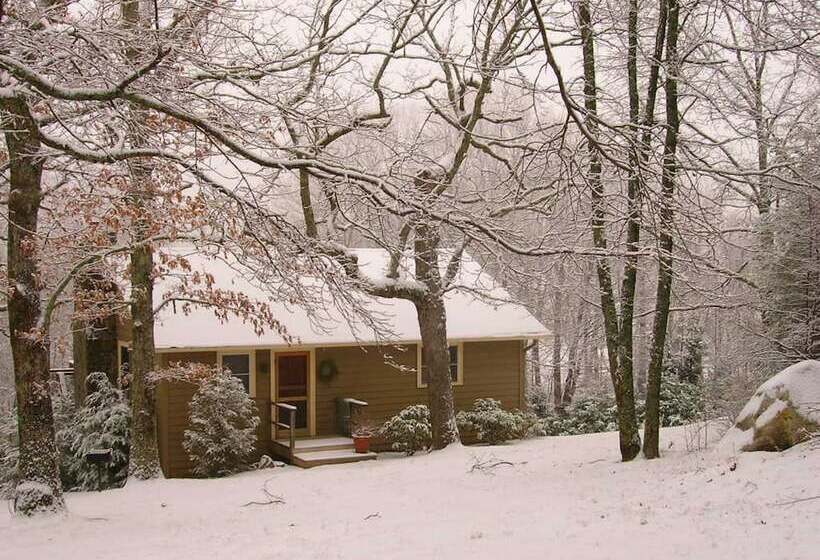 مبيت وإفطار Fire Mountain Resort