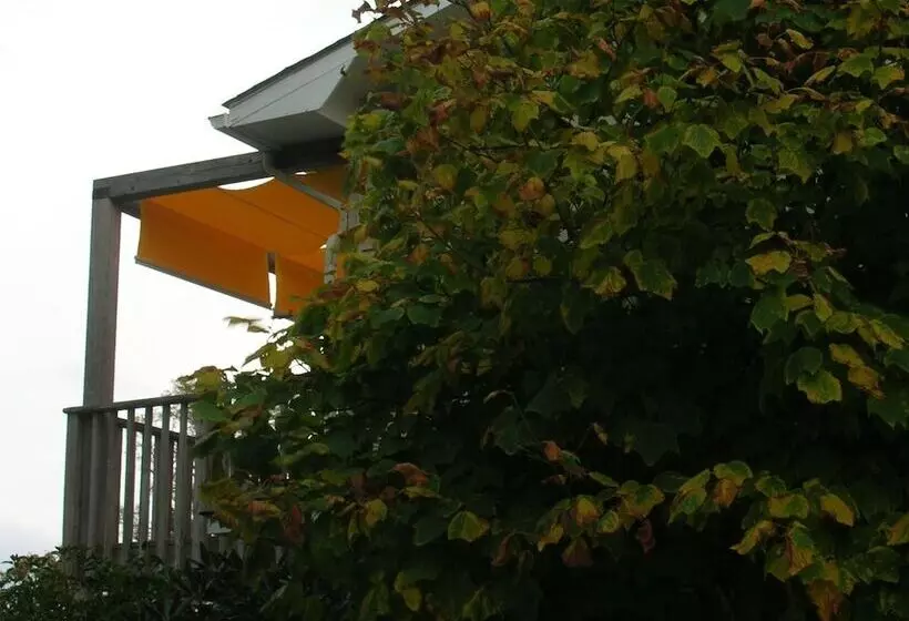 Aamiaismajoitus (B&B) Fire Mountain Resort