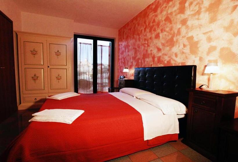 住宿加早餐  La Casa Rossa Country House