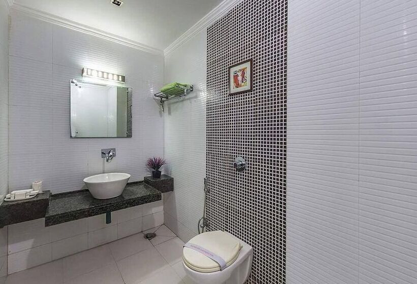 Hotel Aarian Aatithya