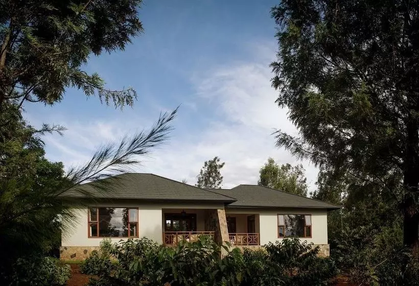 호텔 Acacia Farm Lodge