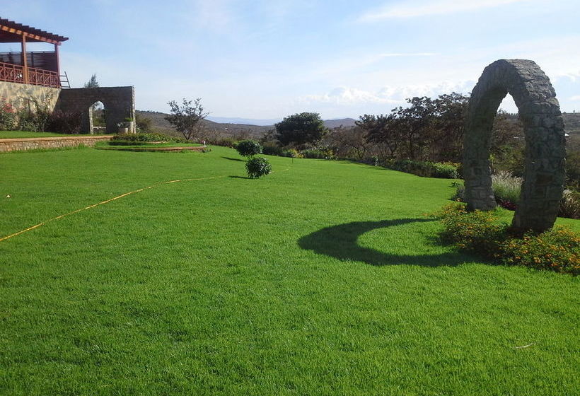 酒店 Acacia Farm Lodge