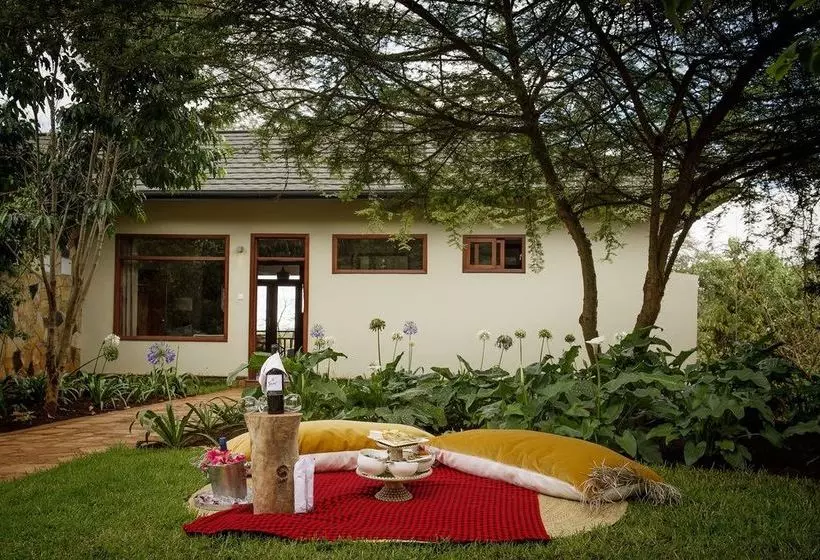 호텔 Acacia Farm Lodge