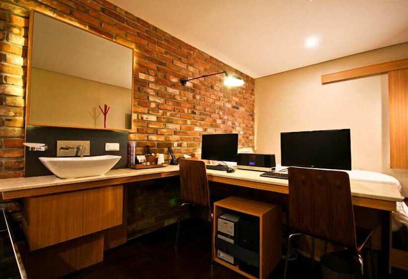 Comma Hotel Seomyeon