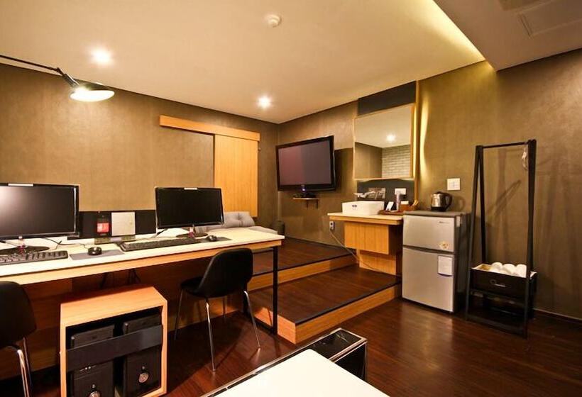 Comma Hotel Seomyeon