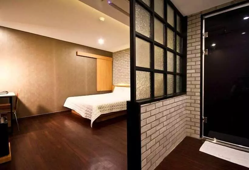 Comma Hotel Seomyeon