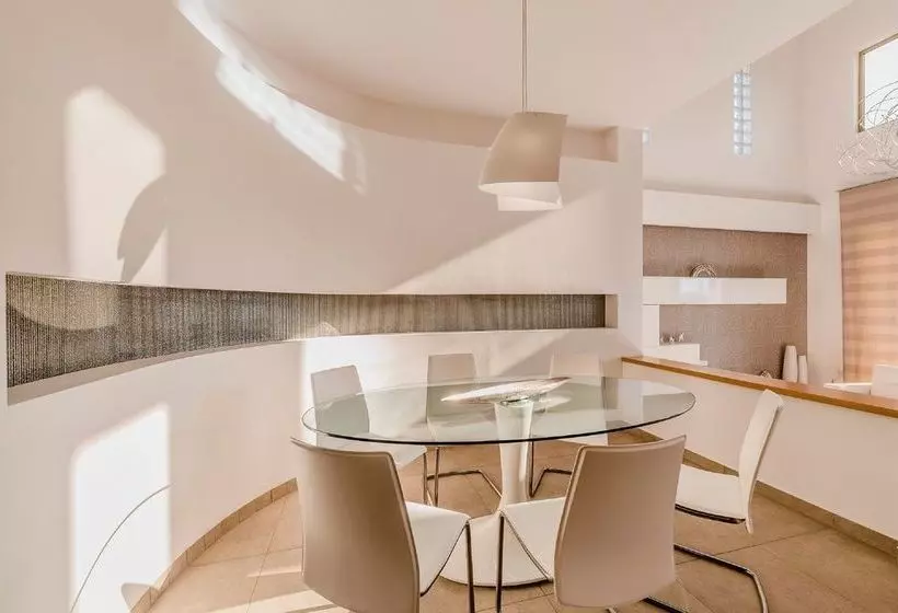 호텔 Filerimos Oasis Villa